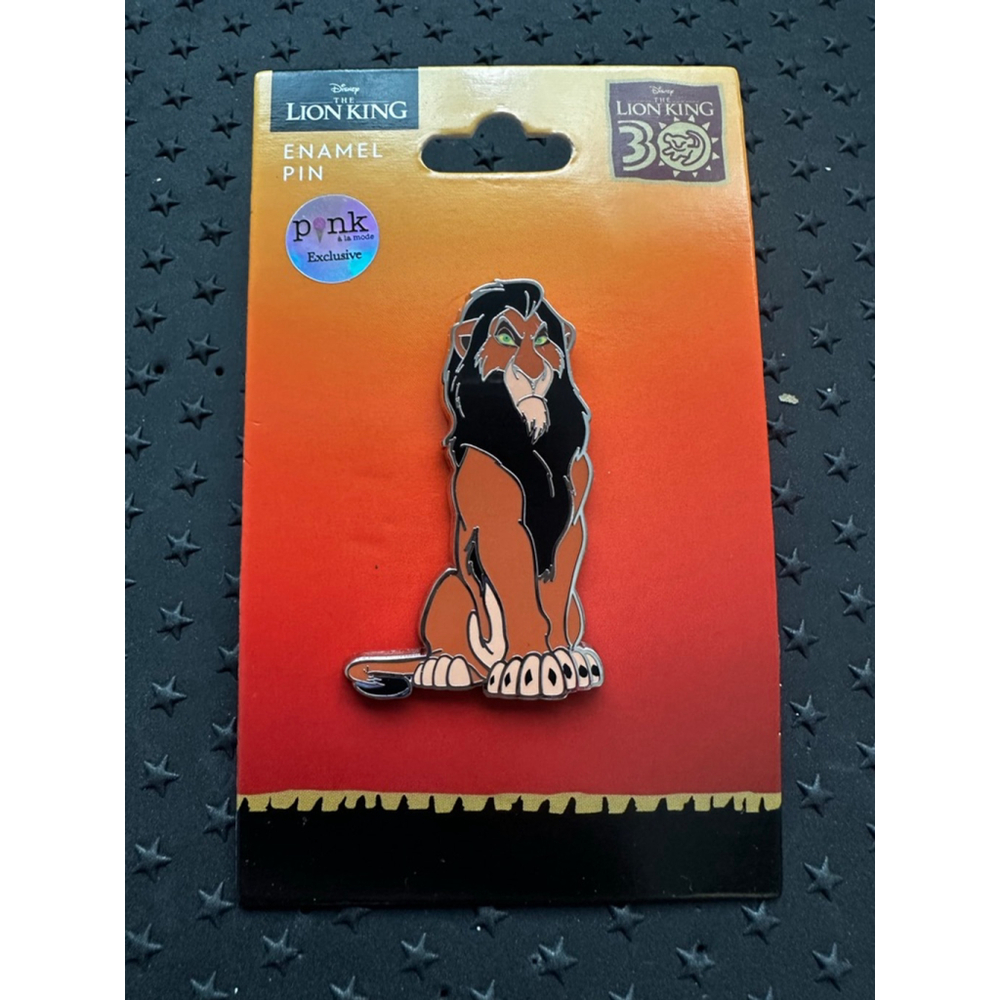 DISNEY SCAR PALM PIN PINK A LA
MODE THE LION KING 30TH
ANNIVERSARY Exclusive